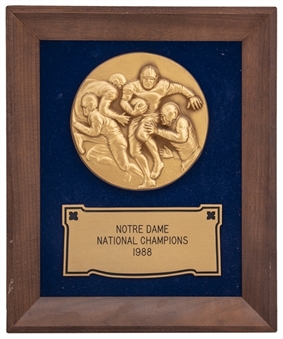 1988 Notre Dame National Champions Plaque - Hung in Lou Holtz Hall of Fame (Holtz LOA)